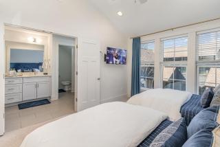 Beech Cove-Private Patio-In 12 South District - 3