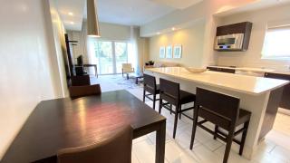 EPIC Modern Doral Resort Apt Near Malls & Airport - 9