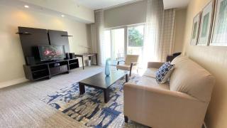 EPIC Modern Doral Resort Apt Near Malls & Airport - 7