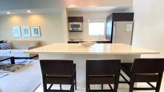 EPIC Modern Doral Resort Apt Near Malls & Airport - 2