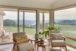 1 Mi to Table Rock Lake Home with Furnished Patio! - 2