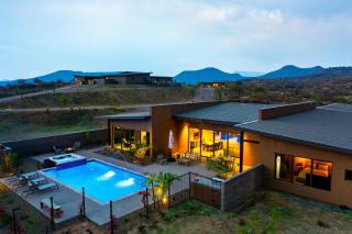 Paradise Canyon-Private Event Venue-Estate 1&3 - 5