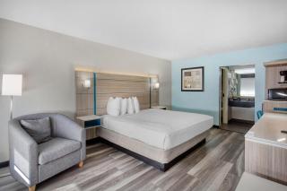 Best Western Executive Inn - 3