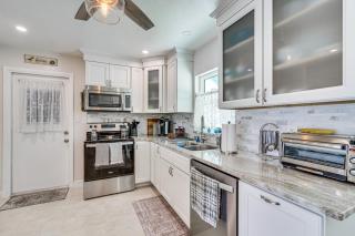 2 Mi to Bunche Beach, Waterfront Fort Myers Home - 3