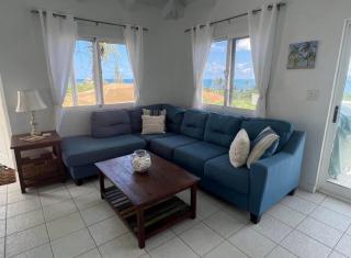 Green Cay - Walk to the Beach - King Bed - AC - 7