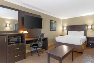 Best Western Plus Dryden Hotel and Conference Centre - 3