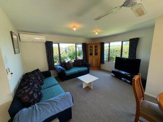 4 St James Avenue - 7