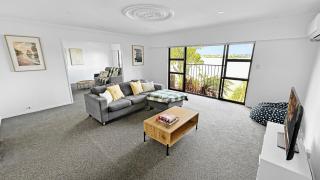Conifer Grove Family Oasis 5BR Sleeps 10 Amazing Seaview - 7