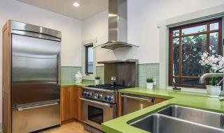 Two Bedroom Beach Bungalow in Venice - 5