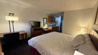 clarion hometown inn - 8