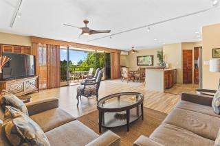 Kahaluu Bay Villas Condo Across from Premier Snorkel Beach - 0