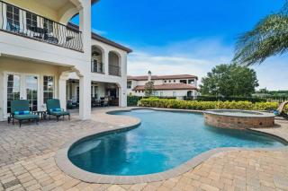 Classic 6 Bdrm Retreat with Private Pool at Reunion - 8