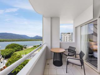 Pullman Cairns International - 2