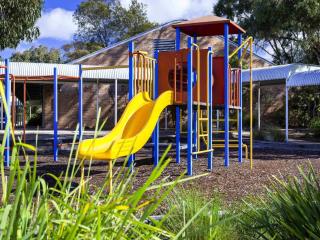 ibis Styles Canberra Eagle Hawk - 8