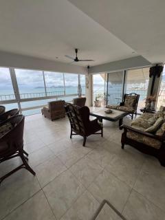 Beautiful Condo on St Lucia Bay - 9