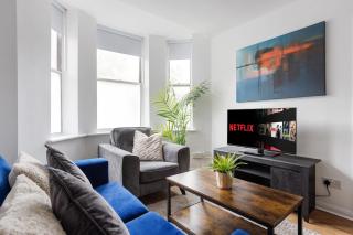 Modern Camden Home | Walk to Market & Kings Cross - 8