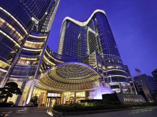 Sofitel Guangzhou Sunrich - Free Shuttle Bus to Canton Fair Complex & Overseas Buyer Registration Services during Canton Fair Period - 0