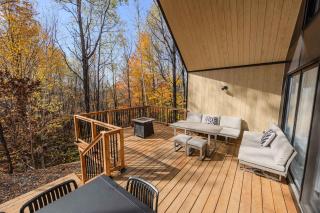 Onyx - Spa Fire Pit and Forest View - Domaine du Grand Portneuf - 0
