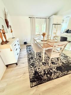 Getaway at 26 Oxford Ct - 1