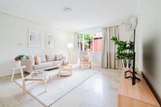 2BR South Yarra Apt Quick Train to Melbourne CBD - 7