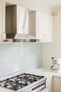 2BR South Yarra Apt Quick Train to Melbourne CBD - 2