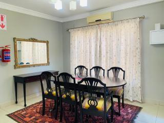 The Cosy Retreat Guest House - 7