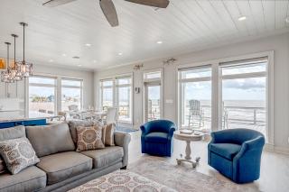 Beachfront Dream Home Views Elevator 2 Kings - 7