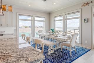 Beachfront Dream Home Views Elevator 2 Kings - 6