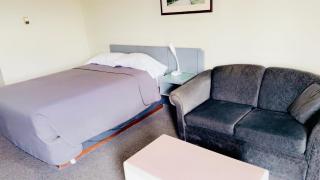 Plains Motor Inn - 5