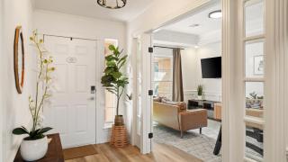 Luxury 3 Bdr Edmond, Fuseball, Pac-man, Sleeps 9 - 4