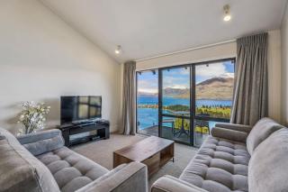 Outlook Oasis Uninterrupted Lake Views - 9