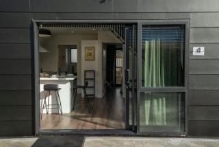 Charming A-Frame Retreat in Historic Arrowtown - 2