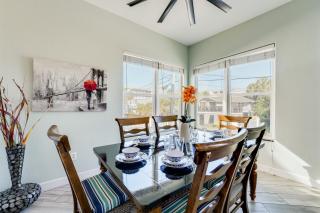 Colorful Townhome, Steps to Clearwater Beach! - 9