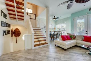 Colorful Townhome, Steps to Clearwater Beach! - 5