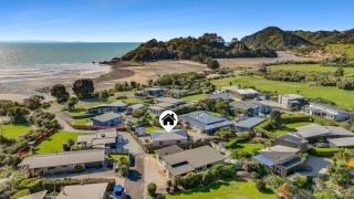 Penguin Cottage - 0