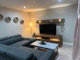 3 Bed Penthouse, 2Free Parking Spaces Close to BHX NEC - 8