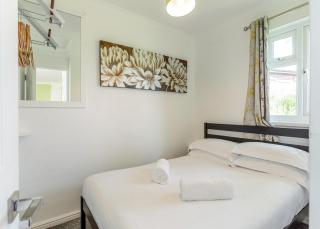 Meadow Lakes Holiday Park - 9