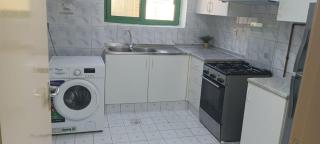 Levish 3-Bedroom Apartment with Balcony on Buhaira Corniche - 2