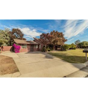 New Unique Home Near Airport - 5