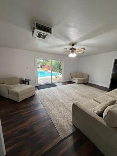 New Unique Home Near Airport - 2