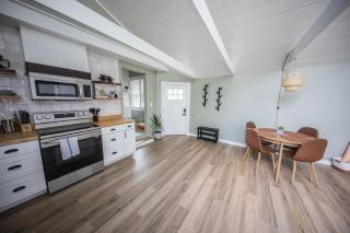 Unwind at this Modern Bethel Village Escape - 6