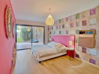 Elegant Villa Overlooking Gaou Bay - 6