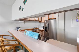 Kailua Bay Resort 4-305 condo - 3