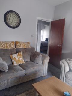 Stylish beach holiday flat - newly refurbished with 2 bedrooms - 4