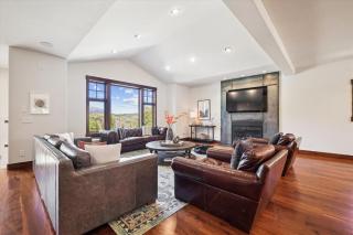 Elevated Escape home - 6