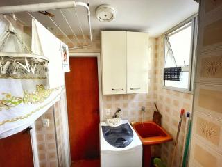 Apartamento 2 Quadras da Praia da Enseada - 1