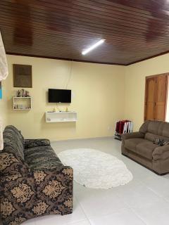 Alugo casa por temporada - 4