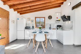 Home2Book Country Stay with Terrace BBQ - 2