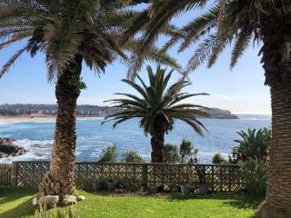 Ultimate Bondi Escape #2 Stunning Views ! - 3