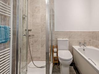 4 Bed in Wisemans Bridge 57793 - 7